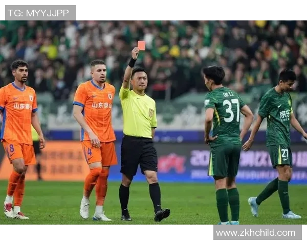 中超激战里昂逆转热刺红牌争议引发全场热议精彩集锦回顾