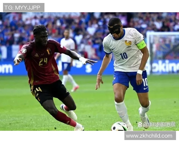 国王杯精彩对决里昂大胜那不勒斯乌龙球引发全场狂欢