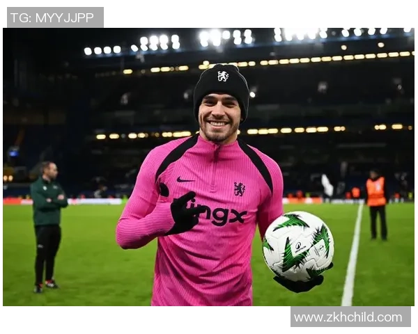 意甲焦点战切尔西与巴萨握手言和转会传闻再度升温引发热议