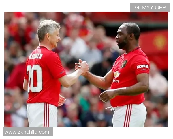 友谊赛精彩对决拜仁与巴黎圣日耳曼战成平局点球大战引发全场热烈反响 友谊赛精彩对决拜仁与巴黎圣日耳曼战成平局点球大战引发全场热烈反响