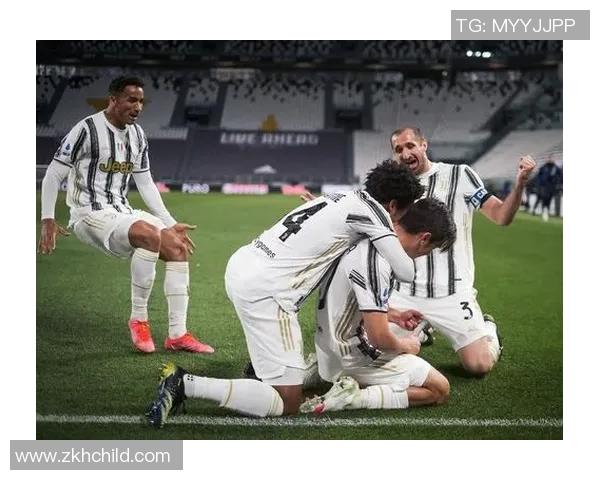 尤文图斯4-0大胜那不勒斯争议判罚引发全场热议与反响