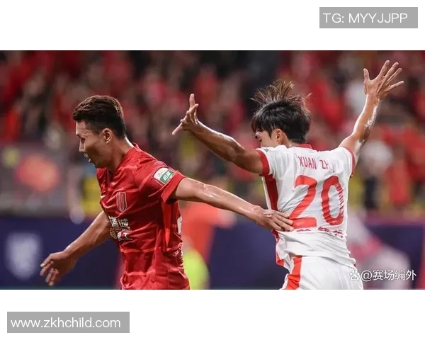 中超激战曼联大胜拜仁红牌事件引发全场热议与争议分析