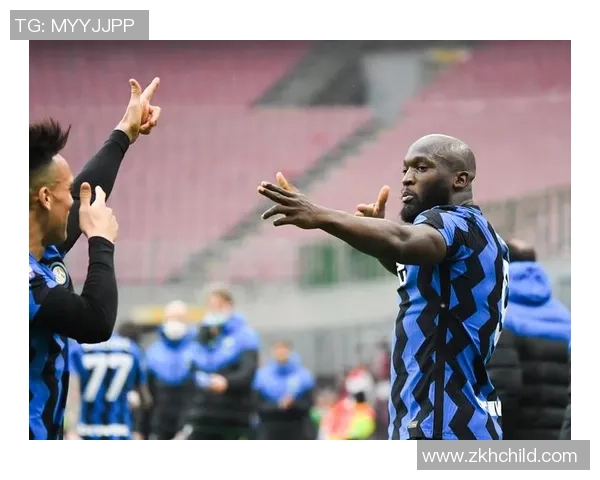 欧冠激战：拜仁大胜AC米兰点球大战点燃全场激情