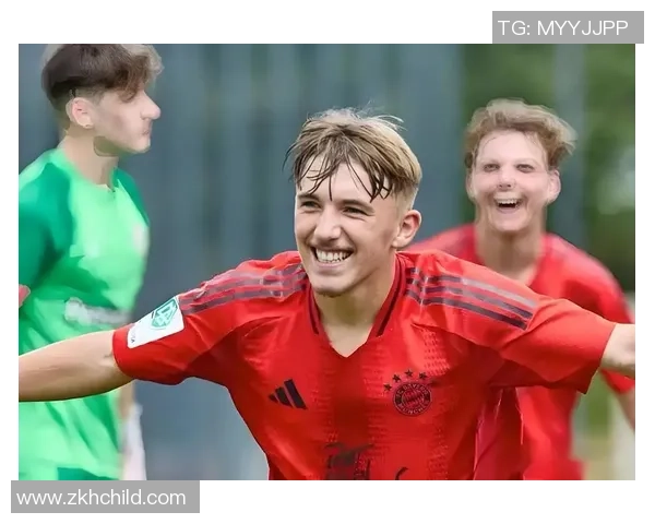 足总杯精彩对决多特蒙德5-0大胜拜仁帽子戏法引爆全场激情