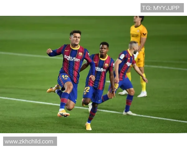 那不勒斯狂胜巴萨4-0补时进球引爆全场激情瞬间回顾