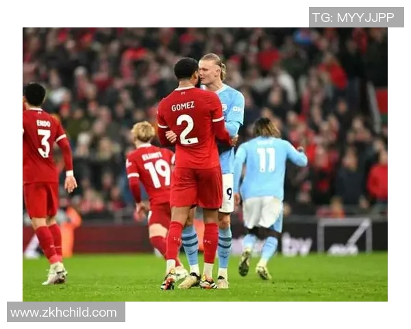 德甲焦点战曼联大胜阿森纳全场沸腾瞬间回顾与分析